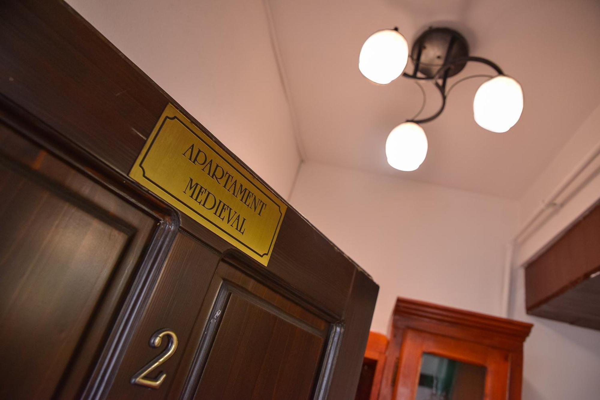 An Der Holztreppe Apartman Segesvár Kültér fotó